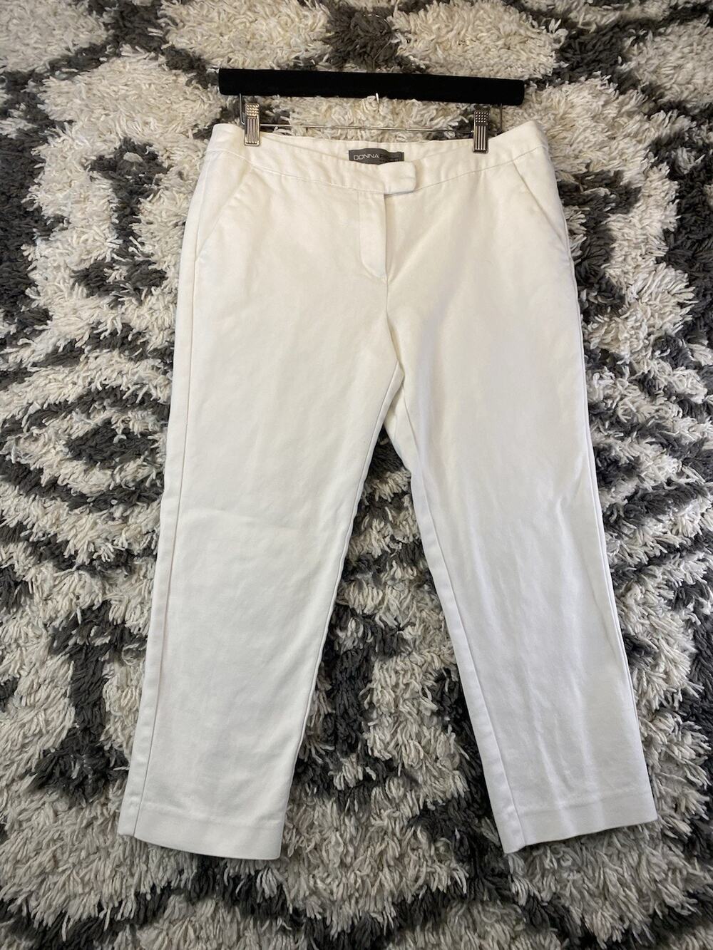 Donna Ricco New York Women's White Twill Dress Pants Capri’s Slim Straight Sz 6